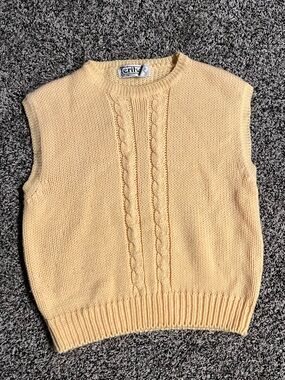 Erika Light Yellow Cable Knit Sleeveless Sweater Vest Vintage